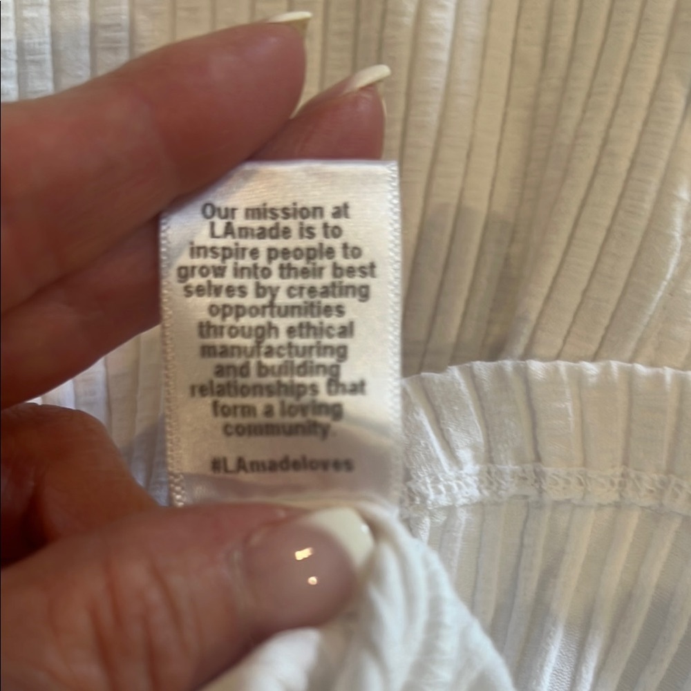 LA Made White Ribbed Ruffle Tank Top Women's XS - Picture 5 of 5